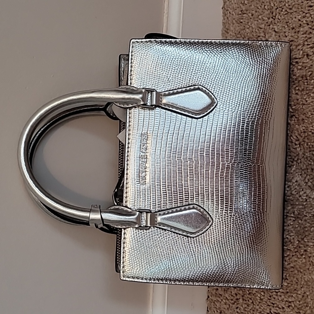 Michael Kors Silver Sheila Small Satchel With Crossbody Strap NWT